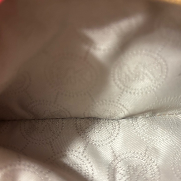 Michael Kors Tan With Gold Accent Wallet - Picture 6 of 8